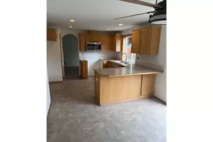 300 NW 12th St, Battle Ground, WA 98604 - Photo 2