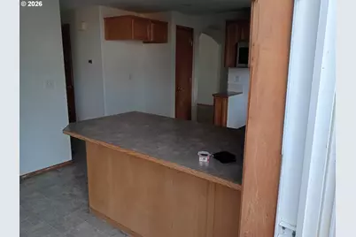 300 NW 12th St, Battle Ground, WA 98604 - Photo 4
