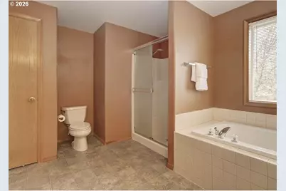 300 NW 12th St, Battle Ground, WA 98604 - Photo 6