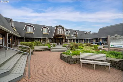 172 N Hemlock St, Cannon Beach, OR 97110 - Photo 6