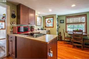 28 Hamlet St, Port Orford, OR 97465 - Photo 16