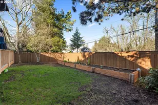 7033 SW 99th Pl, Beaverton, OR 97008 - Photo 24