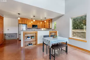 1510 Lincoln St, Hood River, OR 97031 - Photo 6