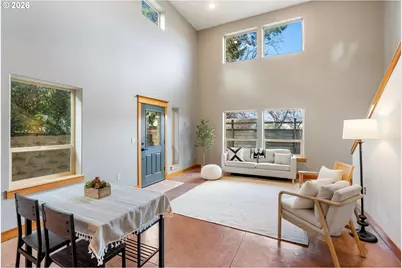 1510 Lincoln St, Hood River, OR 97031 - Photo 2