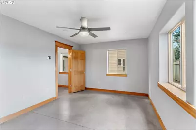 1510 Lincoln St, Hood River, OR 97031 - Photo 12