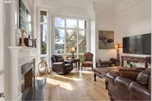 15800 Oswego Shore Ct, Lake Oswego, OR 97034 - Photo 10