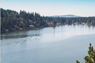 15800 Oswego Shore Ct, Lake Oswego, OR 97034 - Photo 2