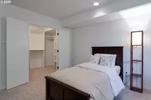 15800 Oswego Shore Ct, Lake Oswego, OR 97034 - Photo 22