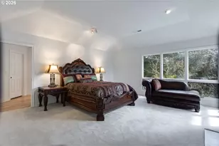 15800 Oswego Shore Ct, Lake Oswego, OR 97034 - Photo 18