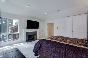 15800 Oswego Shore Ct, Lake Oswego, OR 97034 - Photo 20