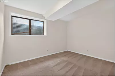 1668 NW 14th Dr, Gresham, OR 97030 - Photo 24