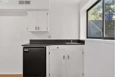 1668 NW 14th Dr, Gresham, OR 97030 - Photo 32