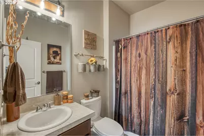 10380 SW Madrid Loop, Wilsonville, OR 97070 - Photo 8