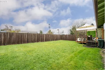 3542 3544 E St, Springfield, OR 97478 - Photo 6