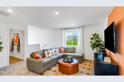 5726 Bainbridge Rd, Eugene, OR 97402 - Photo 12