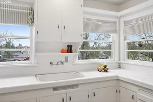 120 NE Beyrl Terrace, Portland, OR 97220 - Photo 10