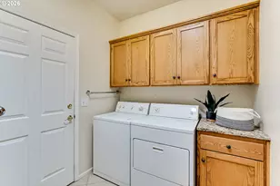 3344 Lakemont Dr, Eugene, OR 97408 - Photo 32