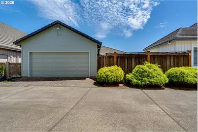 3344 Lakemont Dr, Eugene, OR 97408 - Photo 36