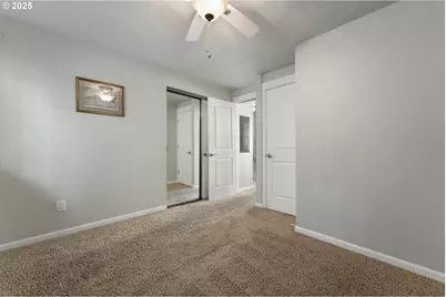 54 Cervantes Cir, Lake Oswego, OR 97035 - Photo 16