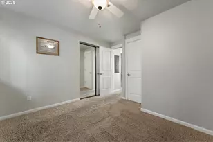 54 Cervantes Cir, Lake Oswego, OR 97035 - Photo 16