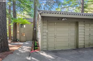 54 Cervantes Cir, Lake Oswego, OR 97035 - Photo 2