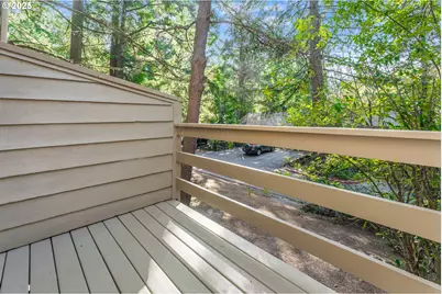 54 Cervantes Cir, Lake Oswego, OR 97035 - Photo 14