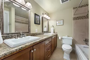 54 Cervantes Cir, Lake Oswego, OR 97035 - Photo 18