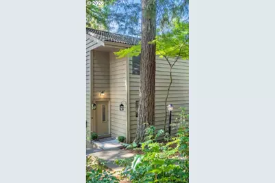54 Cervantes Cir, Lake Oswego, OR 97035 - Photo 2