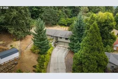 245 Silver Loop, Silverton, OR 97381 - Photo 4