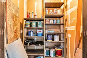 650 SW Meadow Dr, Beaverton, OR 97006 - Photo 24