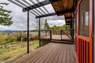 2055 Broadview St, Eugene, OR 97405 - Photo 38