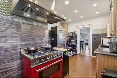 2456 NE 7th Ave, Portland, OR 97212 - Photo 10