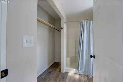 403 Iola St, Dallesport, WA 98617 - Photo 40