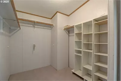 403 Iola St, Dallesport, WA 98617 - Photo 30