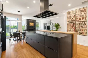 10142 NW Fleetwood Dr, Portland, OR 97229 - Photo 10