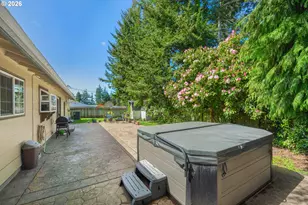 3864 Vista Dr, North Bend, OR 97459 - Photo 22