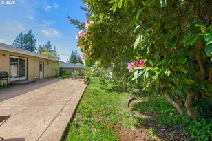 3864 Vista Dr, North Bend, OR 97459 - Photo 24