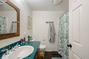 3864 Vista Dr, North Bend, OR 97459 - Photo 20