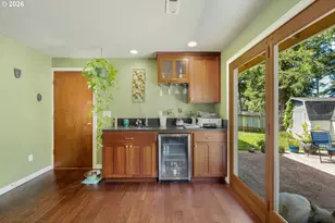 3864 Vista Dr, North Bend, OR 97459 - Photo 14