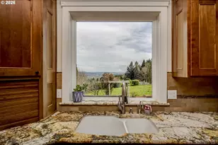 32907 SW Laurelview Rd, Hillsboro, OR 97123 - Photo 12