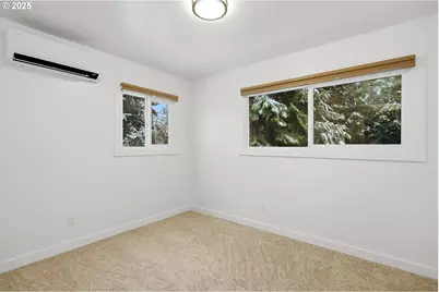 3299 Durland Dr, Hood River, OR 97031 - Photo 18