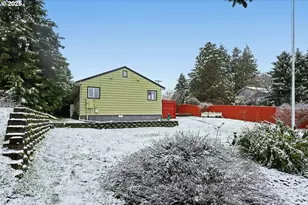 3299 Durland Dr, Hood River, OR 97031 - Photo 26