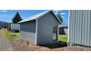 306 Donald St, Wallowa, OR 97885 - Photo 18