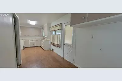 306 Donald St, Wallowa, OR 97885 - Photo 6