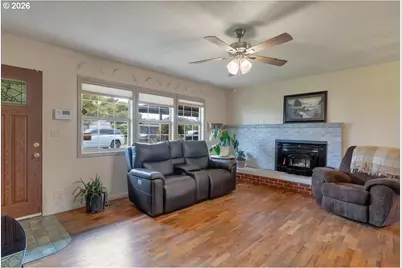 37163 Pony Ln, Lebanon, OR 97355 - Photo 6