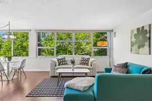 1220 NE 17th Ave, Portland, OR 97232 - Photo 4