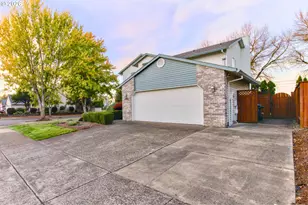 1315 NE Zachary St, Hillsboro, OR 97124 - Photo 4