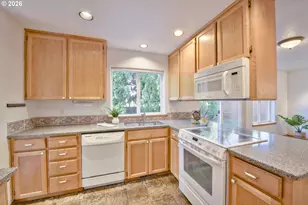 1315 NE Zachary St, Hillsboro, OR 97124 - Photo 12