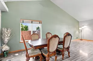 1650 Daugherty Ave, Cottage Grove, OR 97424 - Photo 12