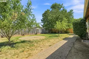 1650 Daugherty Ave, Cottage Grove, OR 97424 - Photo 36
